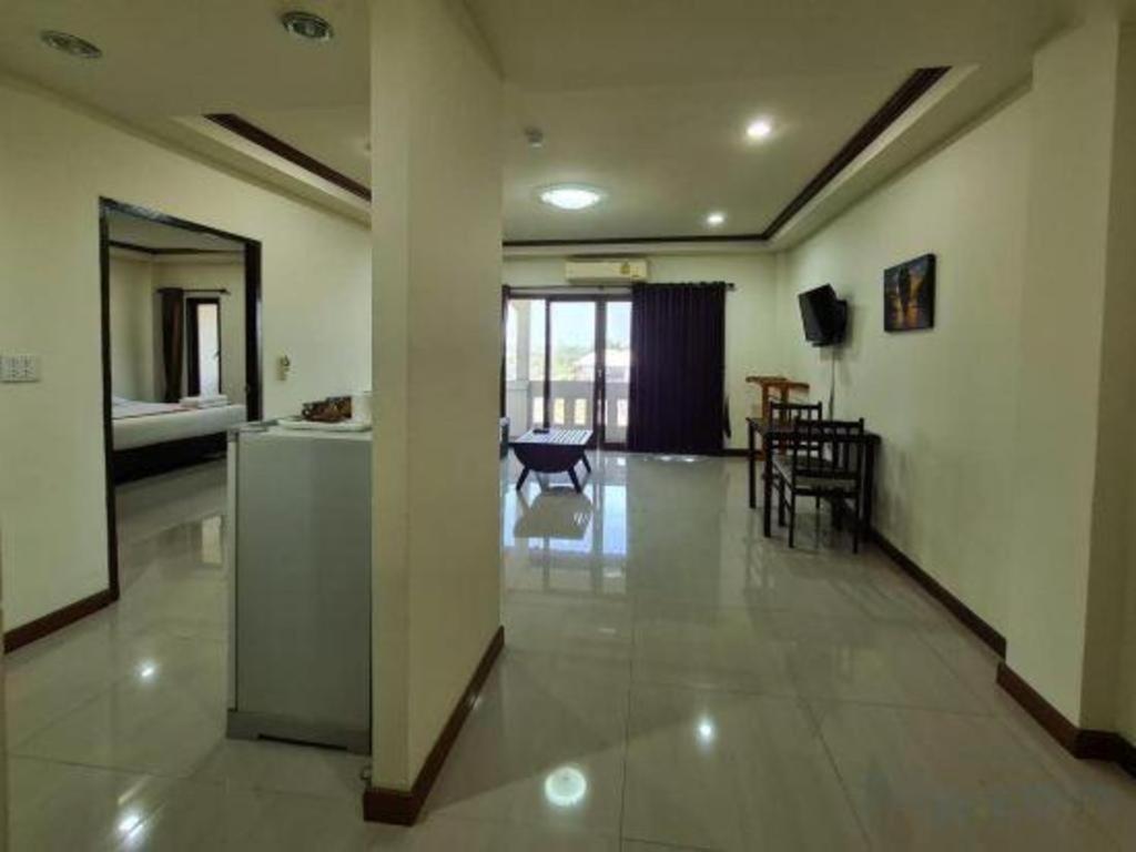 Amornsukhothai Hotel Buitenkant foto