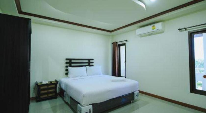 Amornsukhothai Hotel Buitenkant foto
